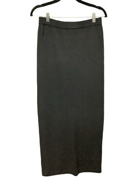 St. John Knit Long Skirt Size: M / US 6